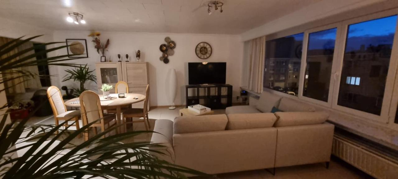 Superb Appartement With 3 Bed Rooms In Antwerpen Екстер'єр фото